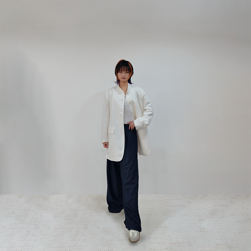 Sustainable White Linen Stand-Collar Jacket for Women – Relaxed & Elegant
