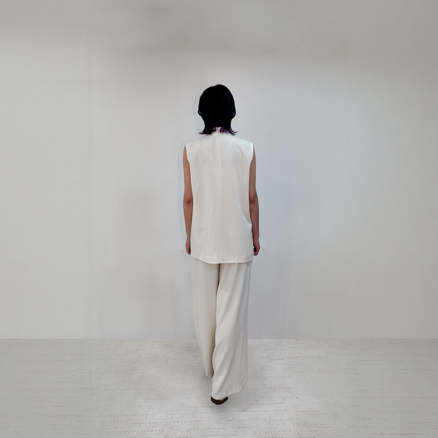 Upcycled White Stand-Collar Vest – Minimalist Oriental Chic