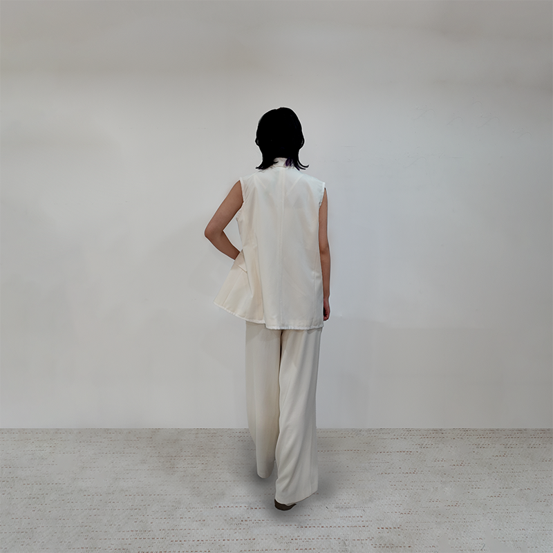 Upcycled White Stand-Collar Vest – Minimalist Oriental Chic