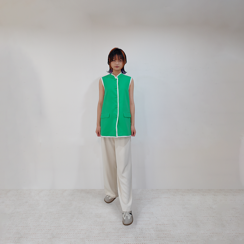 Upcycled Green Stand-Collar Vest – Sustainable Retro Sporty Style
