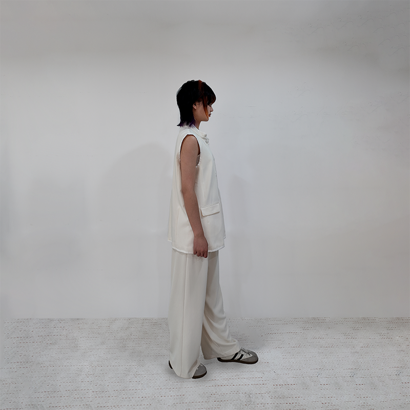 Upcycled White Stand-Collar Vest – Minimalist Oriental Chic