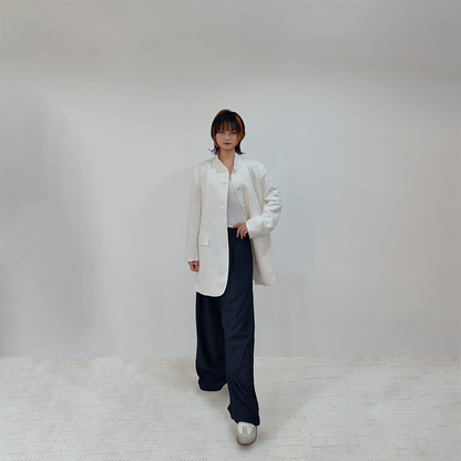 Sustainable White Linen Stand-Collar Jacket for Women – Relaxed & Elegant
