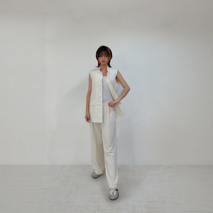 Upcycled White Stand-Collar Vest – Minimalist Oriental Chic