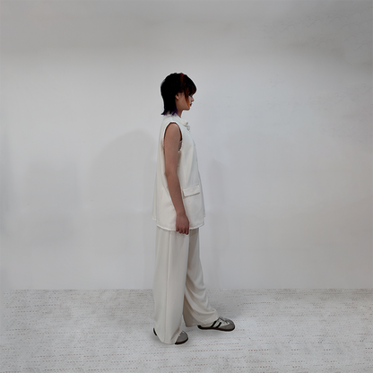 Upcycled White Stand-Collar Vest – Minimalist Oriental Chic